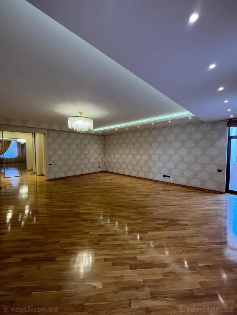 Satılır 4 otaqlı Mənzil Yeni tikili 215 m² 28 May m. - şəkil 2