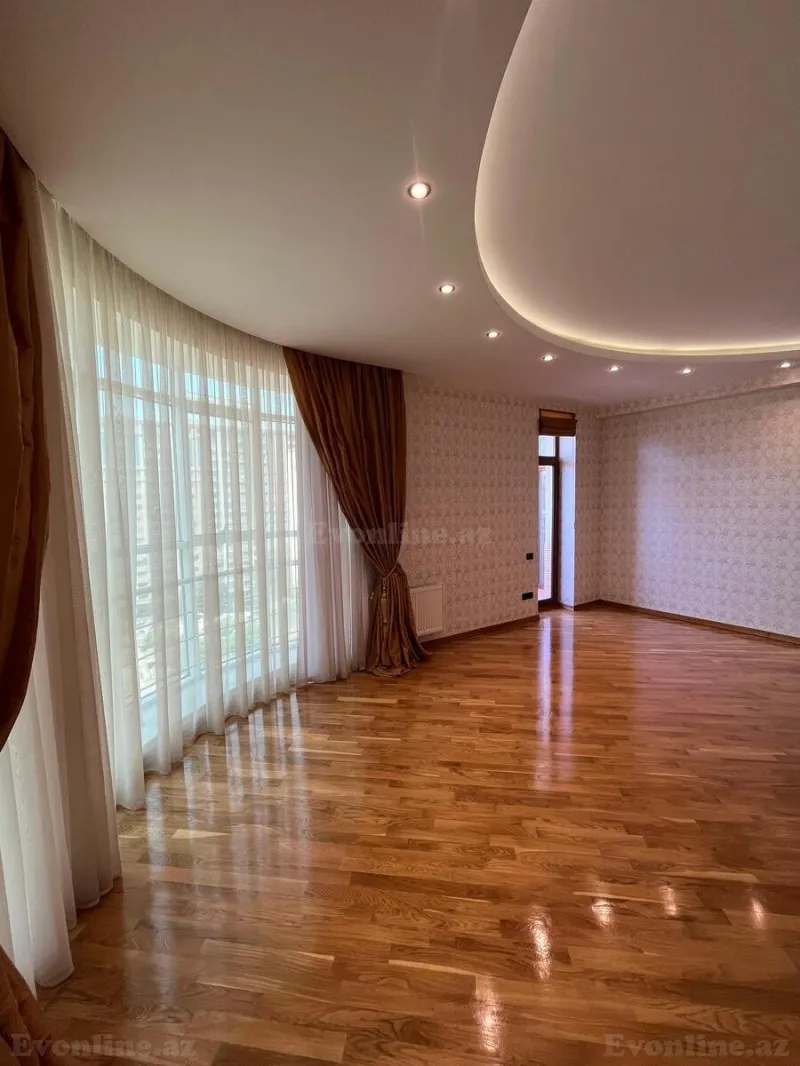Satılır 4 otaqlı Mənzil Yeni tikili 215 m² 28 May m. - şəkil 11