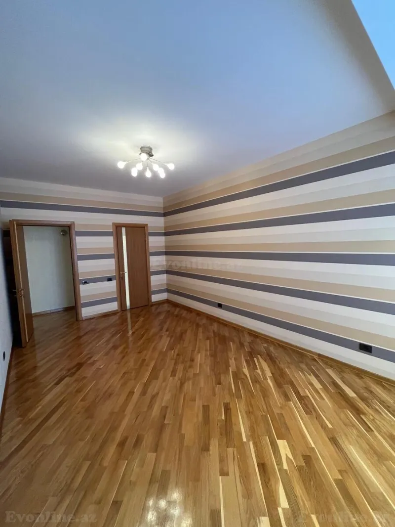 Satılır 4 otaqlı Mənzil Yeni tikili 215 m² 28 May m. - şəkil 14