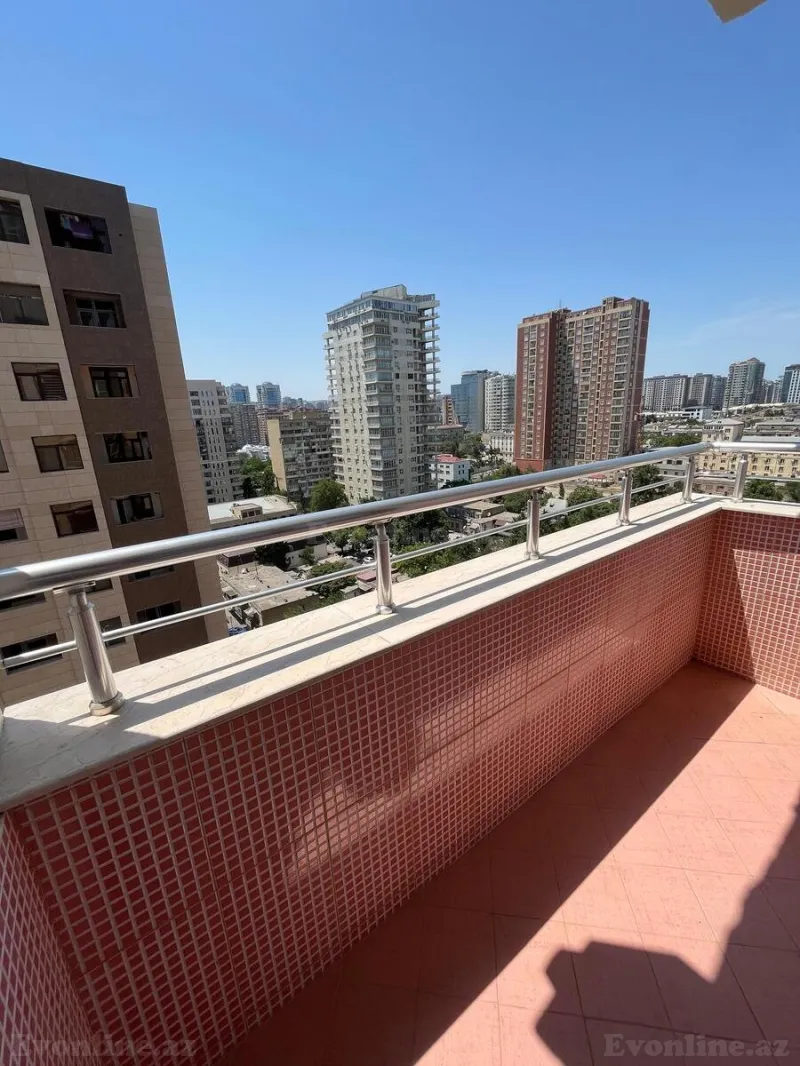 Satılır 4 otaqlı Mənzil Yeni tikili 215 m² 28 May m. - şəkil 15