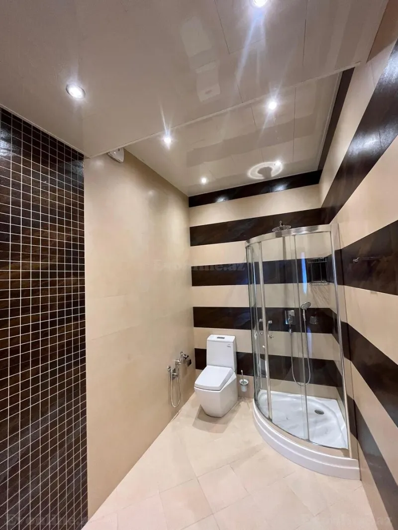 Satılır 4 otaqlı Mənzil Yeni tikili 215 m² 28 May m. - şəkil 24