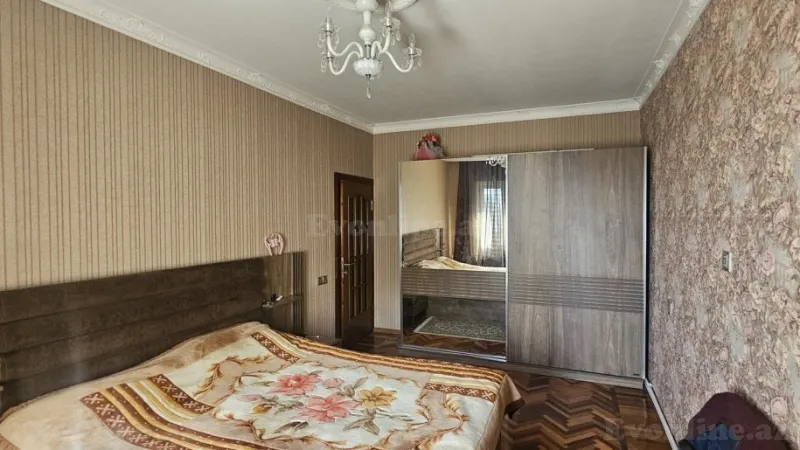 Satılır 4 otaqlı Mənzil Köhnə tikili 120 m² Əhmədli - şəkil 2