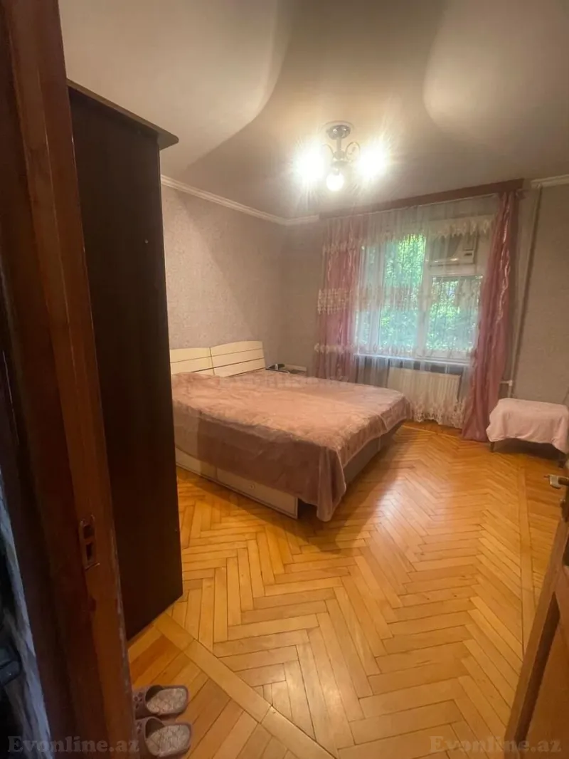 Satılır 2 otaqlı Mənzil Köhnə tikili 60 m² Nizami m.