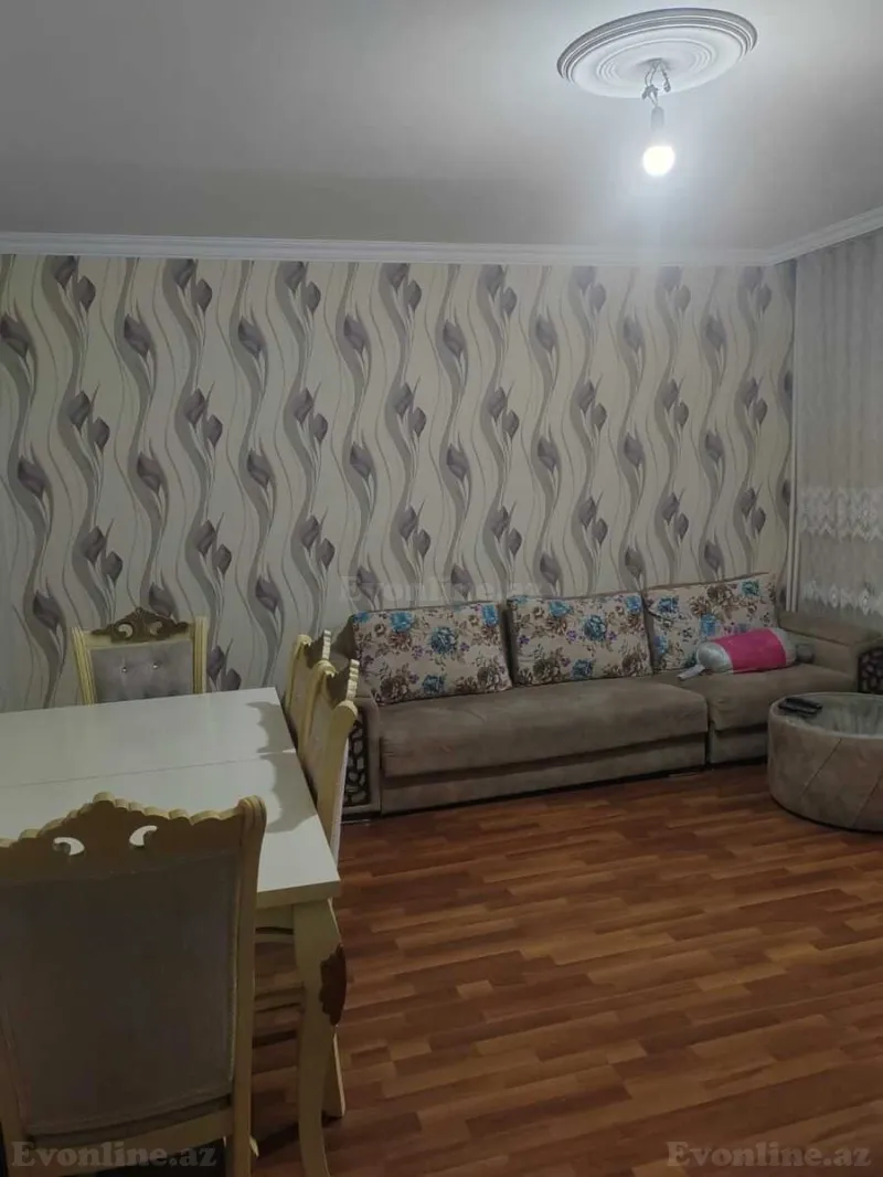 Satılır 4 otaqlı Mənzil Köhnə tikili 100 m² Sabunçu r. - şəkil 3