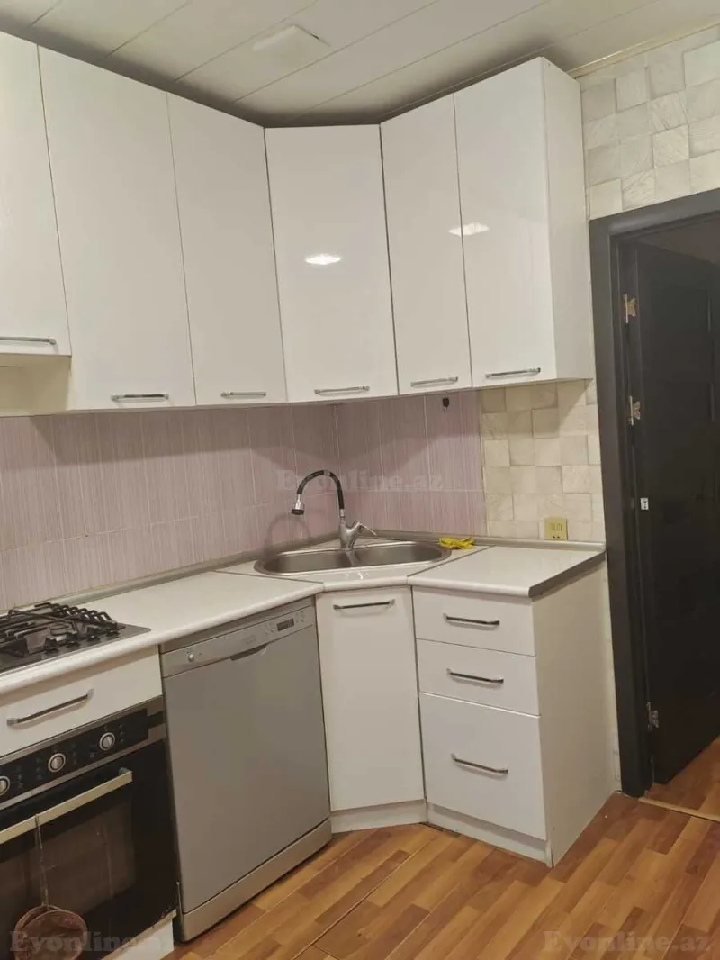 Satılır 4 otaqlı Mənzil Köhnə tikili 100 m² Sabunçu r. - şəkil 10