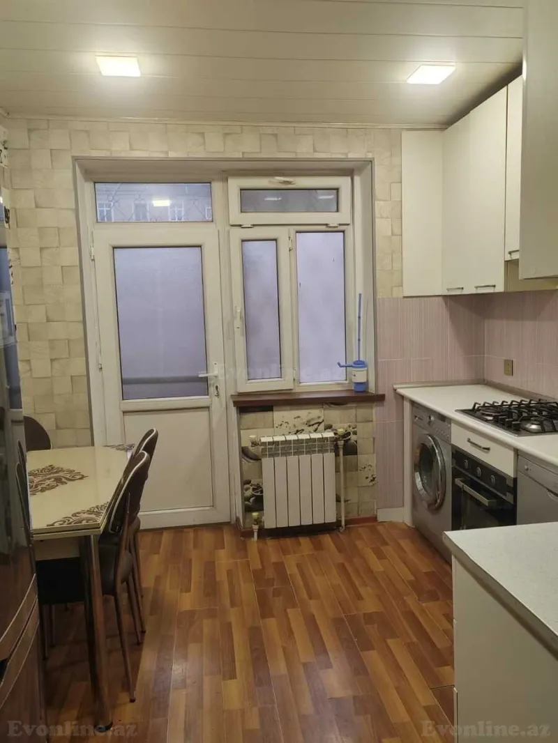 Satılır 4 otaqlı Mənzil Köhnə tikili 100 m² Sabunçu r. - şəkil 11