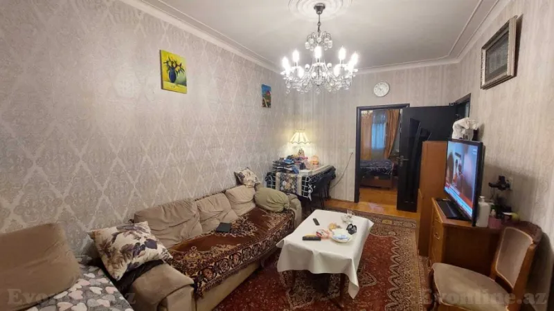 Satılır 2 otaqlı Mənzil Köhnə tikili 50 m² 7-ci mikrorayon - şəkil 4