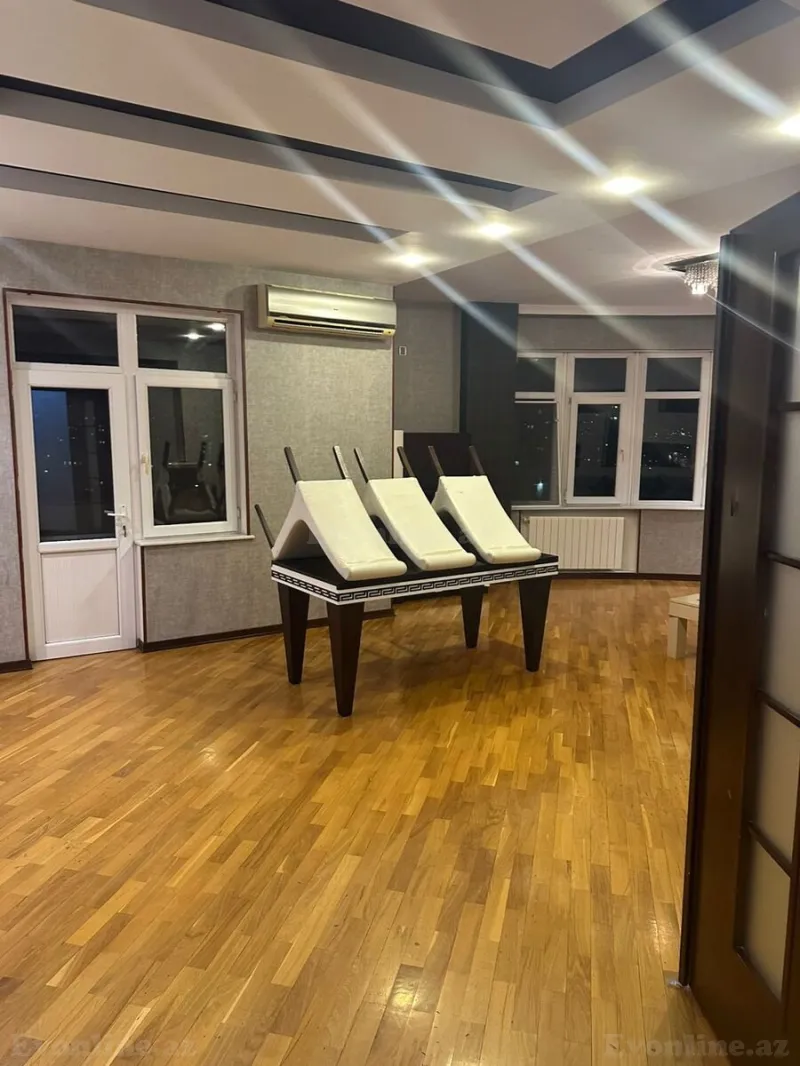 Kirayə verilir 3 otaqlı Mənzil Yeni tikili 145 m² 20 Yanvar m. - şəkil 8