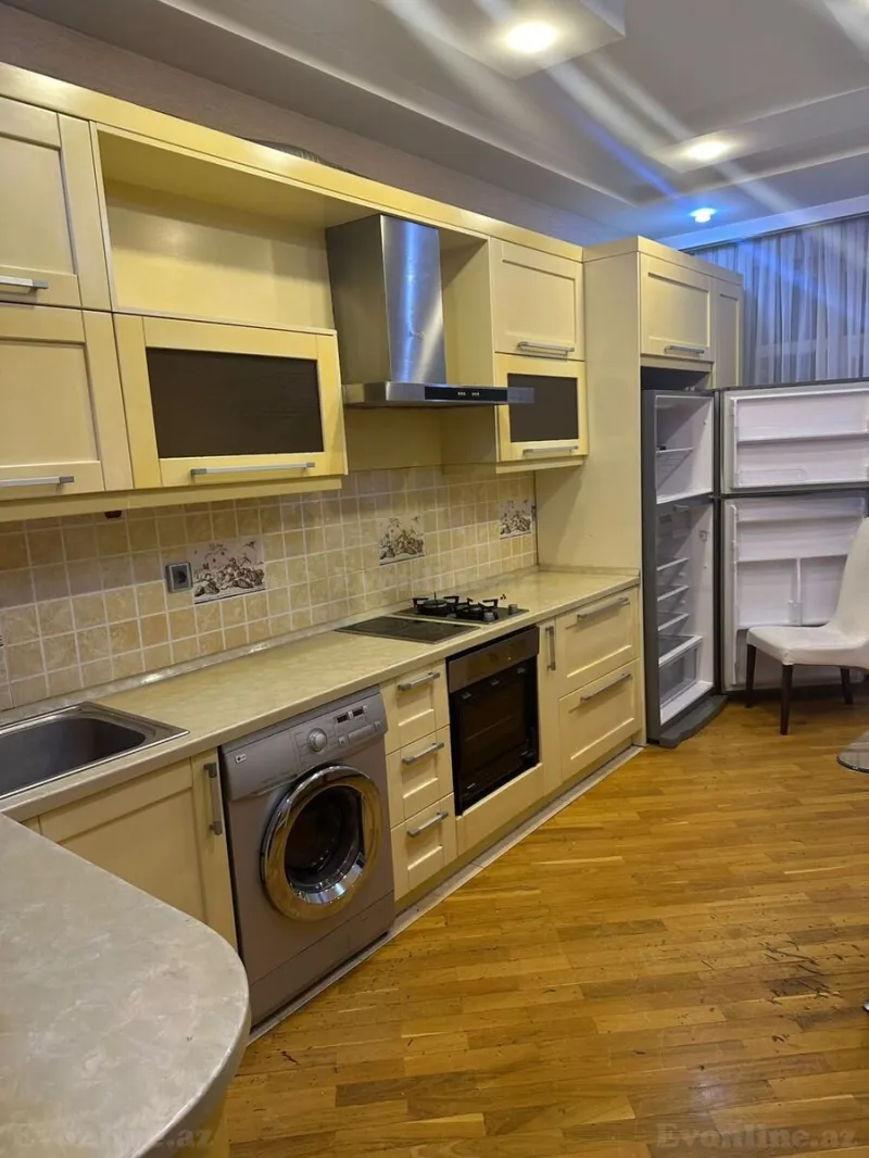 Kirayə verilir 3 otaqlı Mənzil Yeni tikili 145 m² 20 Yanvar m. - şəkil 16