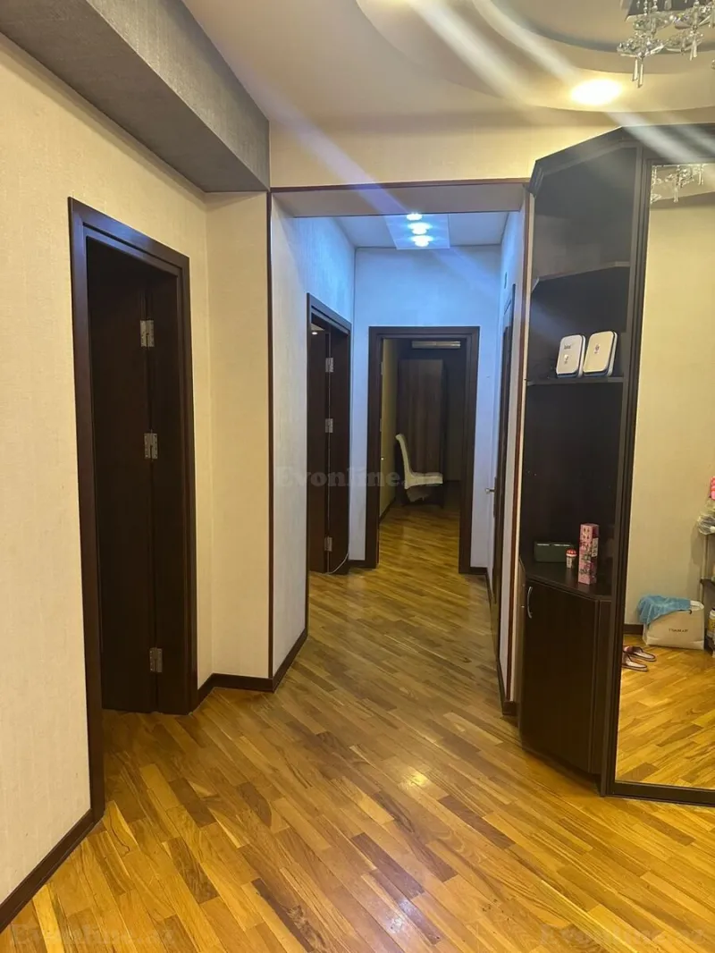 Kirayə verilir 3 otaqlı Mənzil Yeni tikili 145 m² 20 Yanvar m. - şəkil 19