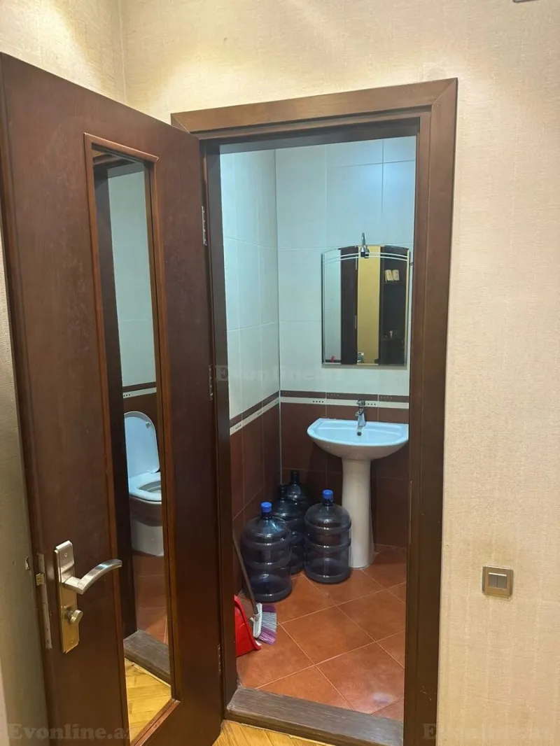 Kirayə verilir 3 otaqlı Mənzil Yeni tikili 145 m² 20 Yanvar m. - şəkil 24