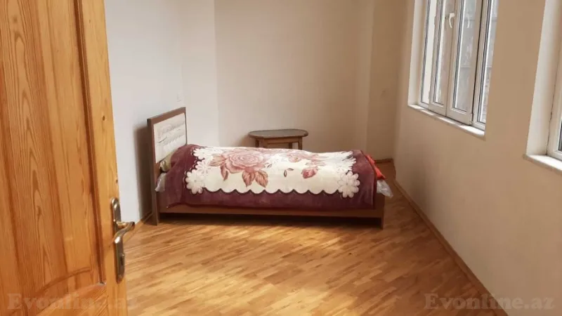 Kirayə verilir 3 otaqlı Mənzil Köhnə tikili 120 m² Sahil m. - şəkil 7