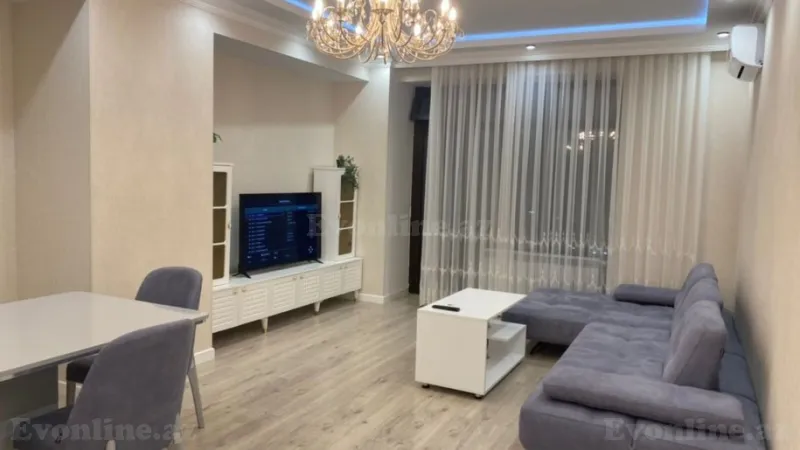 Satılır 3 otaqlı Mənzil Yeni tikili 148 m² 8 Noyabr m.