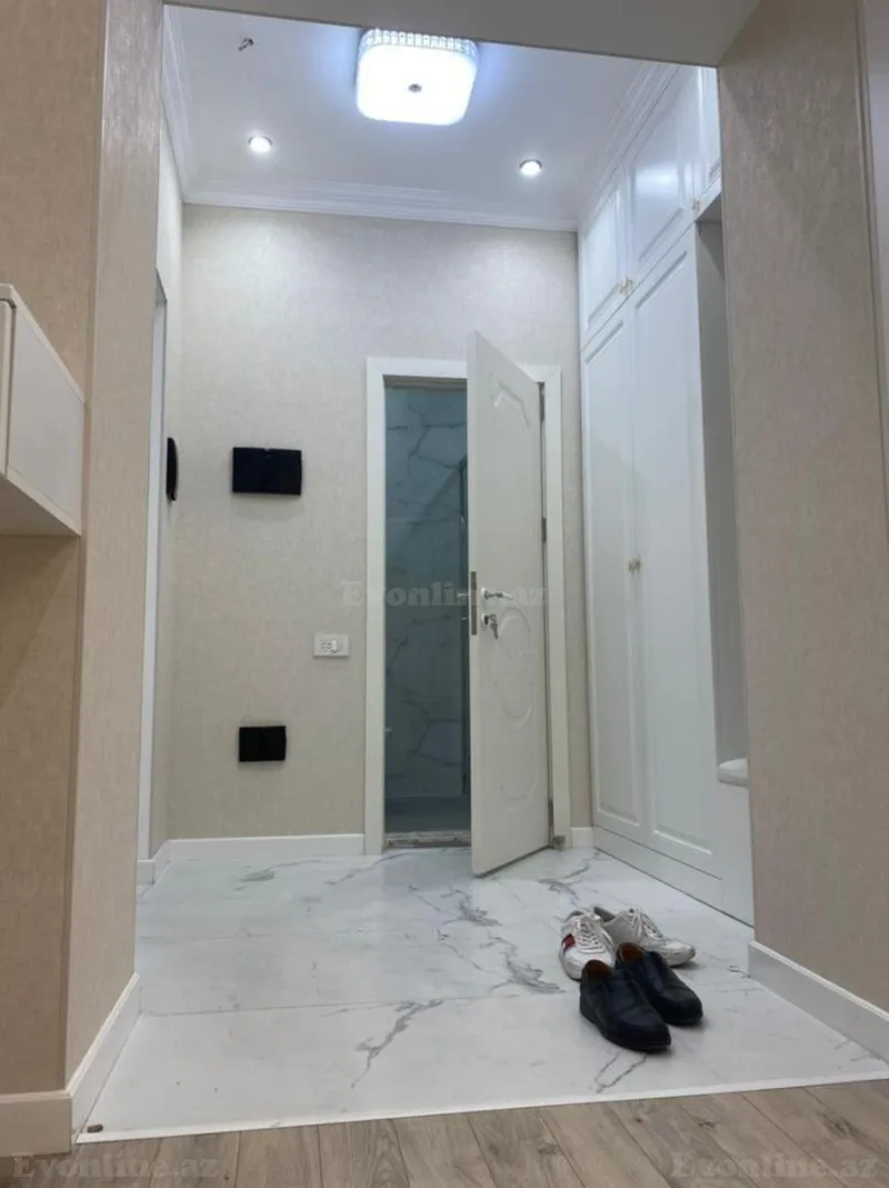 Satılır 3 otaqlı Mənzil Yeni tikili 148 m² 8 Noyabr m. - şəkil 22