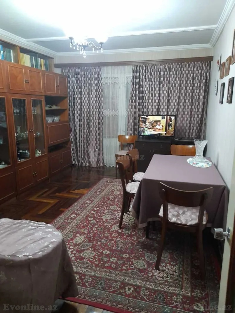 Satılır 2 otaqlı Mənzil Köhnə tikili 70 m² Nəsimi r. - şəkil 6