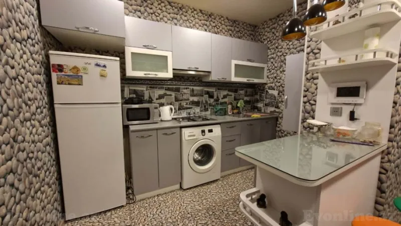Kirayə verilir 2 otaqlı Mənzil Köhnə tikili 52 m² Sahil m. - şəkil 13