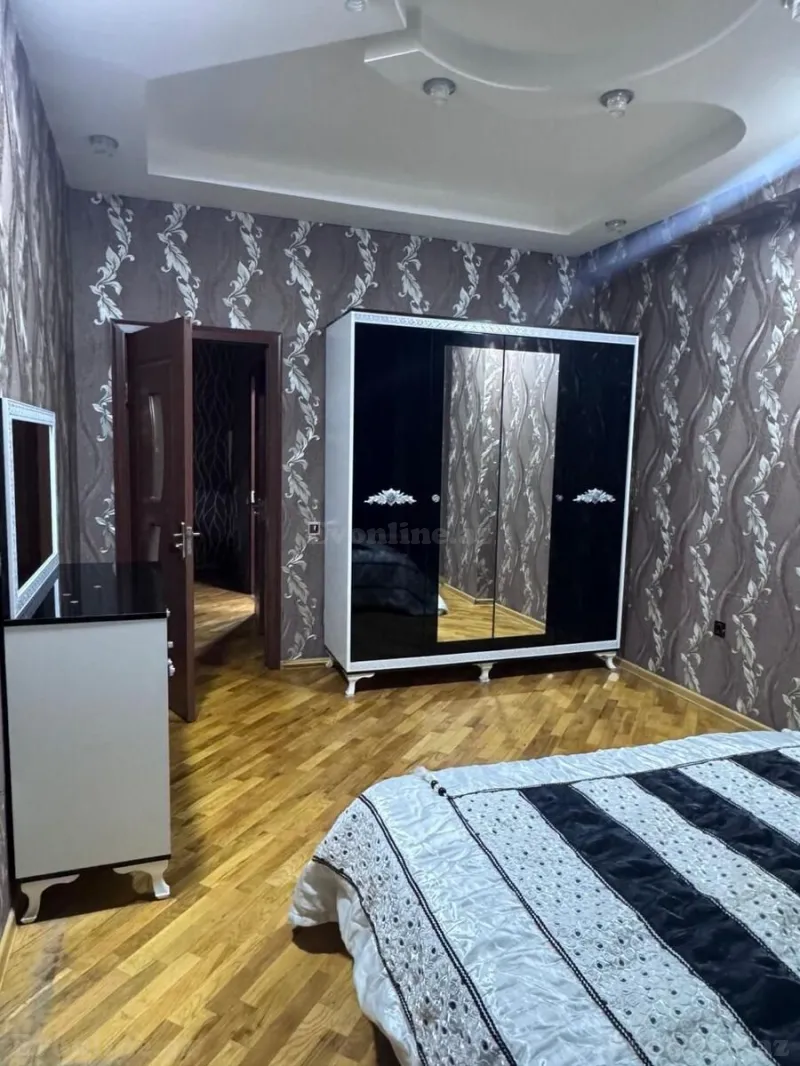 Kirayə verilir 3 otaqlı Mənzil Yeni tikili 100 m² İnşaatçılar m. - şəkil 10