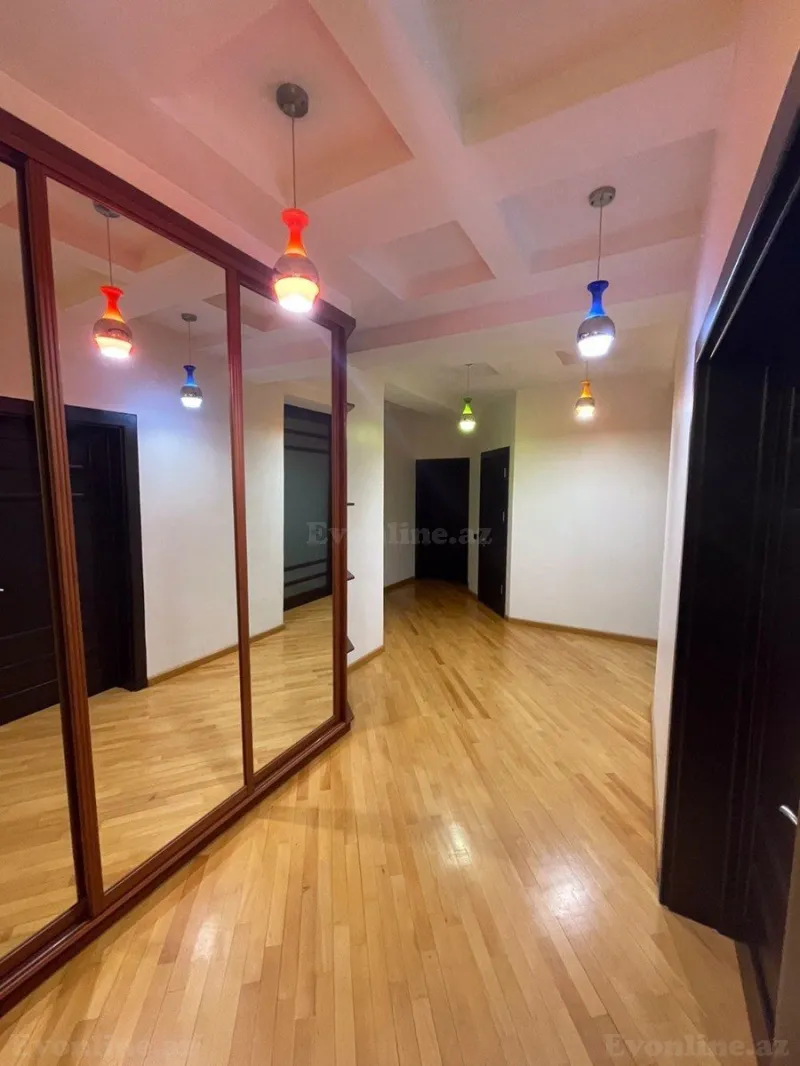 Satılır 3 otaqlı Mənzil Yeni tikili 140 m² 2-ci mikrorayon - şəkil 8