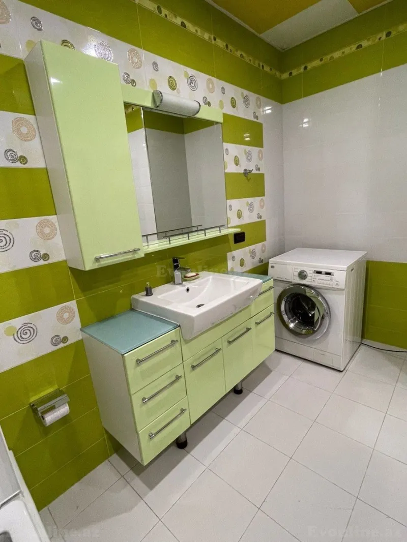 Satılır 3 otaqlı Mənzil Yeni tikili 140 m² 2-ci mikrorayon - şəkil 12