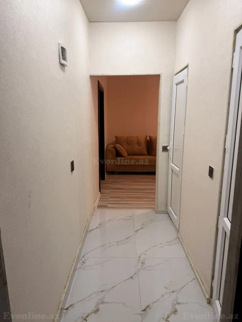 Kirayə verilir 2 otaqlı Mənzil Köhnə tikili 65 m² 6-cı mikrorayon - şəkil 4
