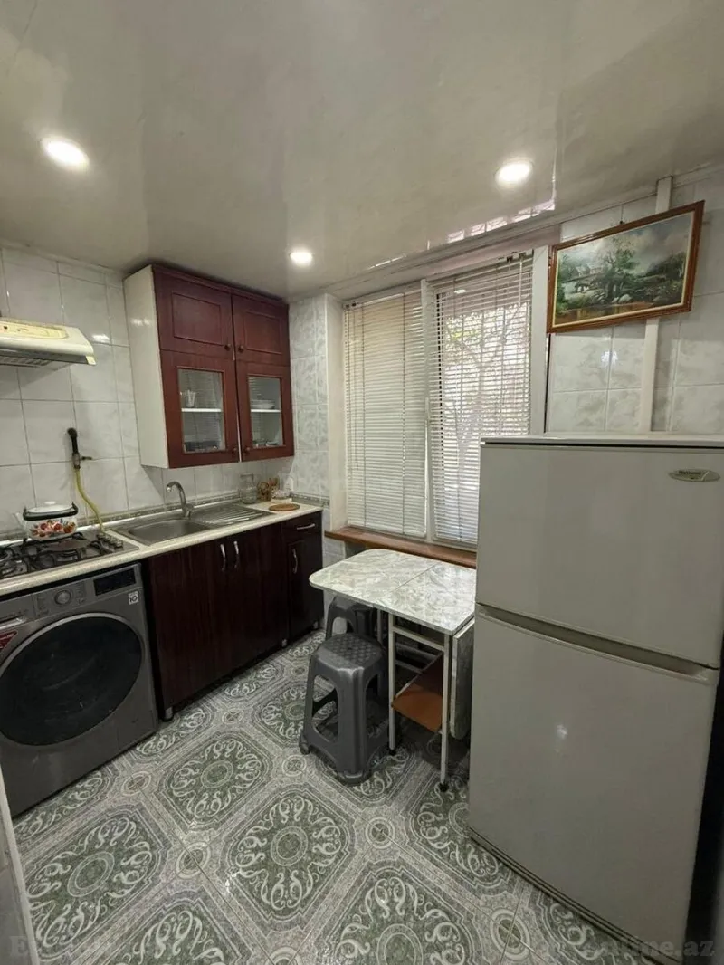 Kirayə verilir 2 otaqlı Mənzil Köhnə tikili 50 m² Elmlər Akademiyası m. - şəkil 7