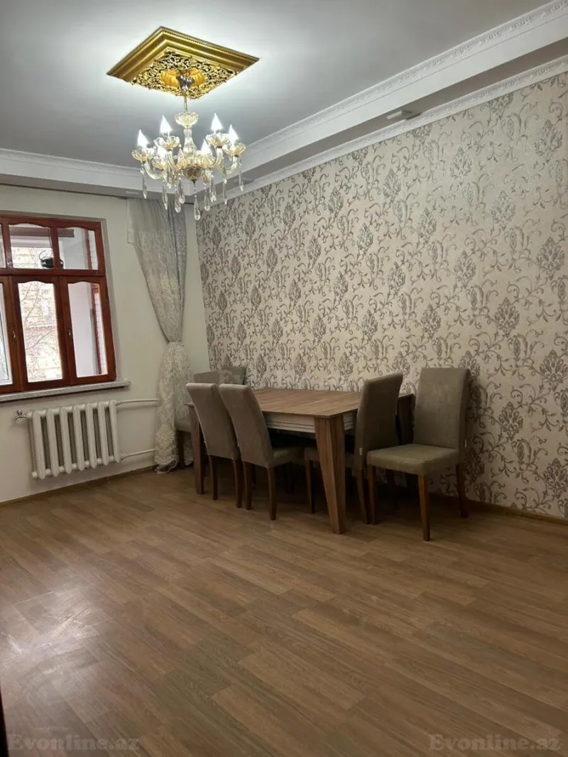 Satılır 2 otaqlı Mənzil Köhnə tikili 55 m² 7-ci mikrorayon