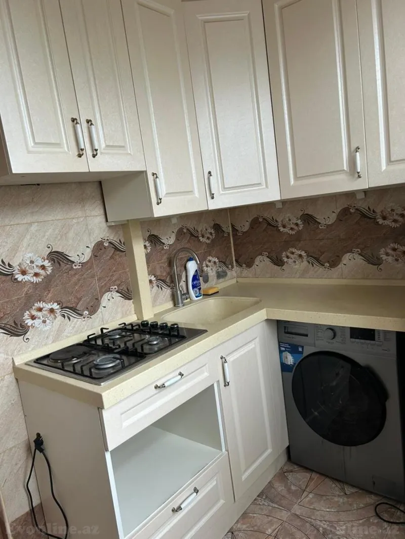 Satılır 2 otaqlı Mənzil Köhnə tikili 55 m² 7-ci mikrorayon - şəkil 7