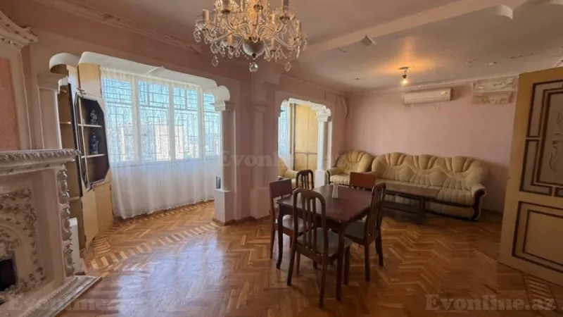 Satılır 4 otaqlı Mənzil Köhnə tikili 81.6 m² Elmlər Akademiyası m. - şəkil 3