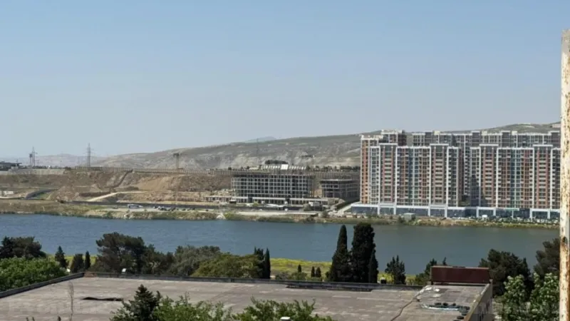 Satılır 4 otaqlı Mənzil Köhnə tikili 81.6 m² Elmlər Akademiyası m. - şəkil 19