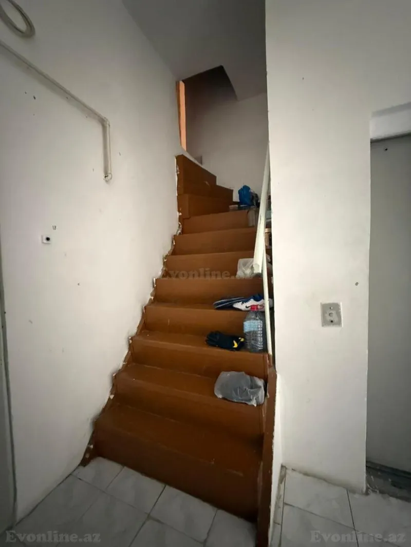 Satılır 4 otaqlı Mənzil Köhnə tikili 81.6 m² Elmlər Akademiyası m. - şəkil 25