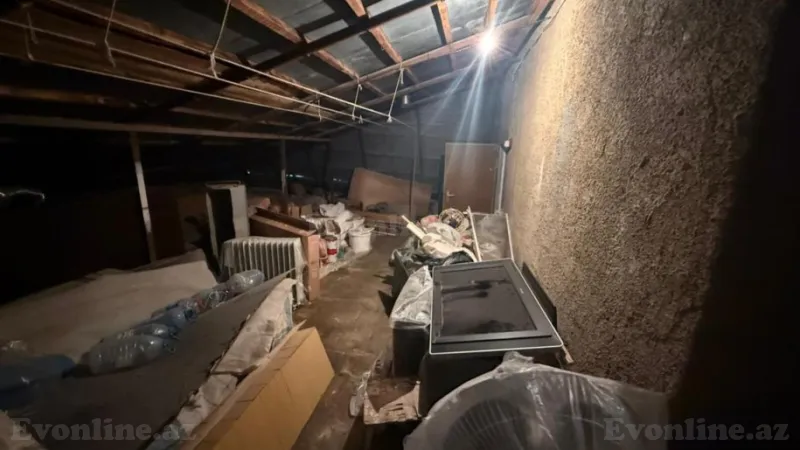 Satılır 4 otaqlı Mənzil Köhnə tikili 81.6 m² Elmlər Akademiyası m. - şəkil 26