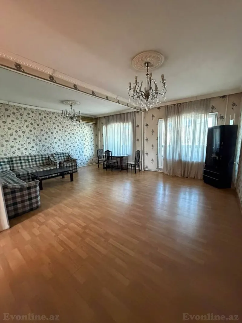 Kirayə verilir 3 otaqlı Mənzil Köhnə tikili 140 m² 20 Yanvar m.