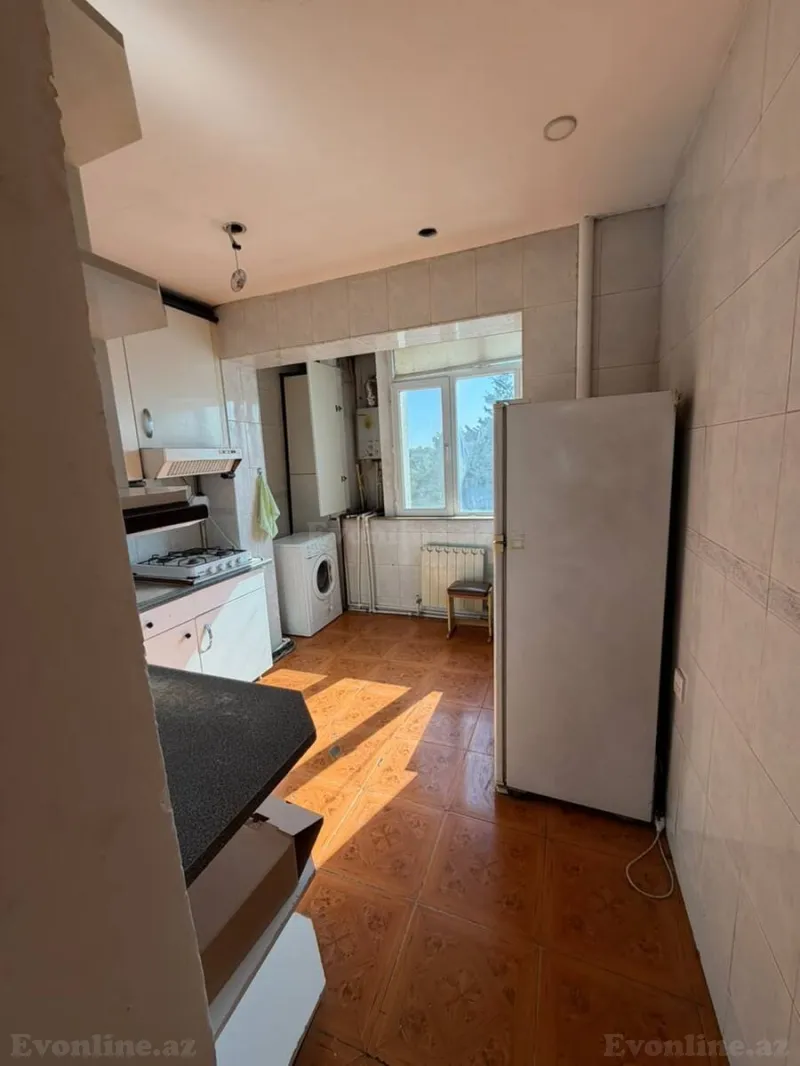 Kirayə verilir 3 otaqlı Mənzil Köhnə tikili 140 m² 20 Yanvar m. - şəkil 8