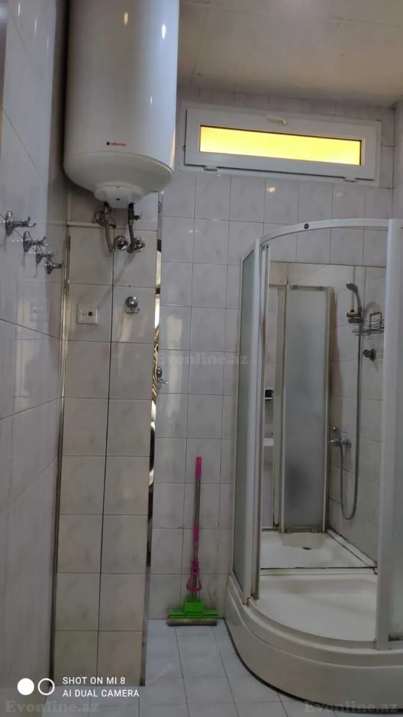 Kirayə verilir 4 otaqlı Mənzil Köhnə tikili 100 m² Sahil m. - şəkil 6