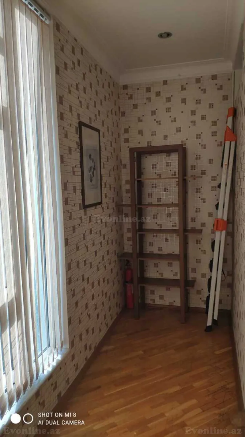 Kirayə verilir 4 otaqlı Mənzil Köhnə tikili 100 m² Sahil m. - şəkil 7
