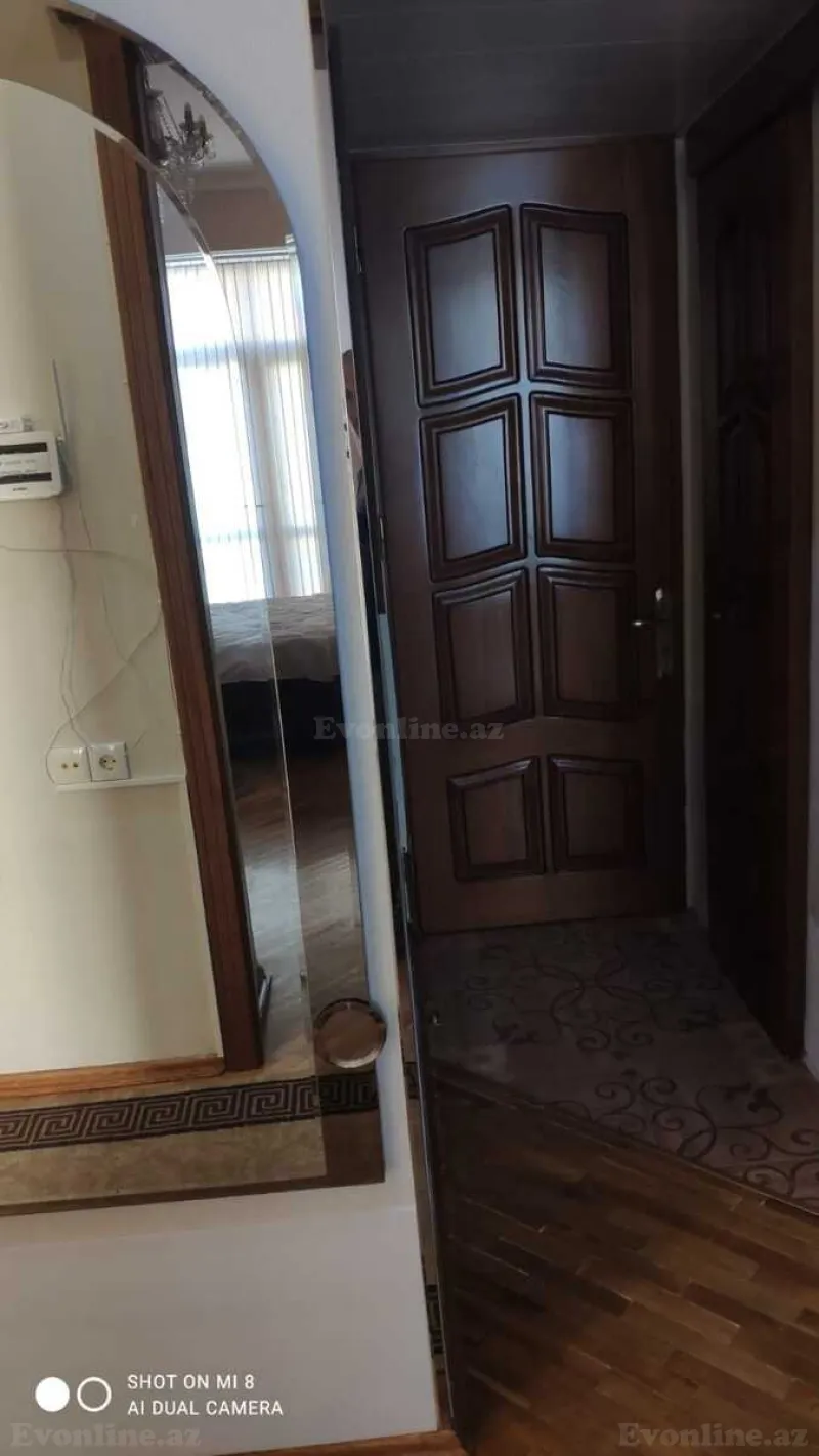 Kirayə verilir 4 otaqlı Mənzil Köhnə tikili 100 m² Sahil m. - şəkil 8