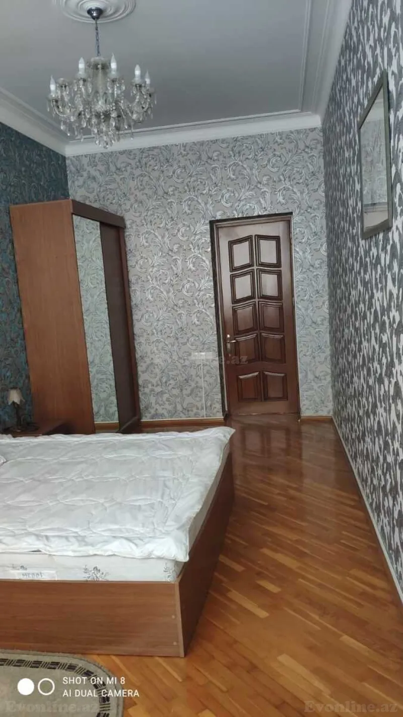 Kirayə verilir 4 otaqlı Mənzil Köhnə tikili 100 m² Sahil m. - şəkil 13
