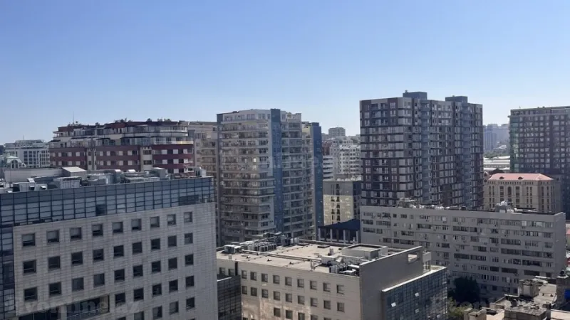 Satılır 3 otaqlı Mənzil Yeni tikili 138.4 m² Nərimanov r. - şəkil 4