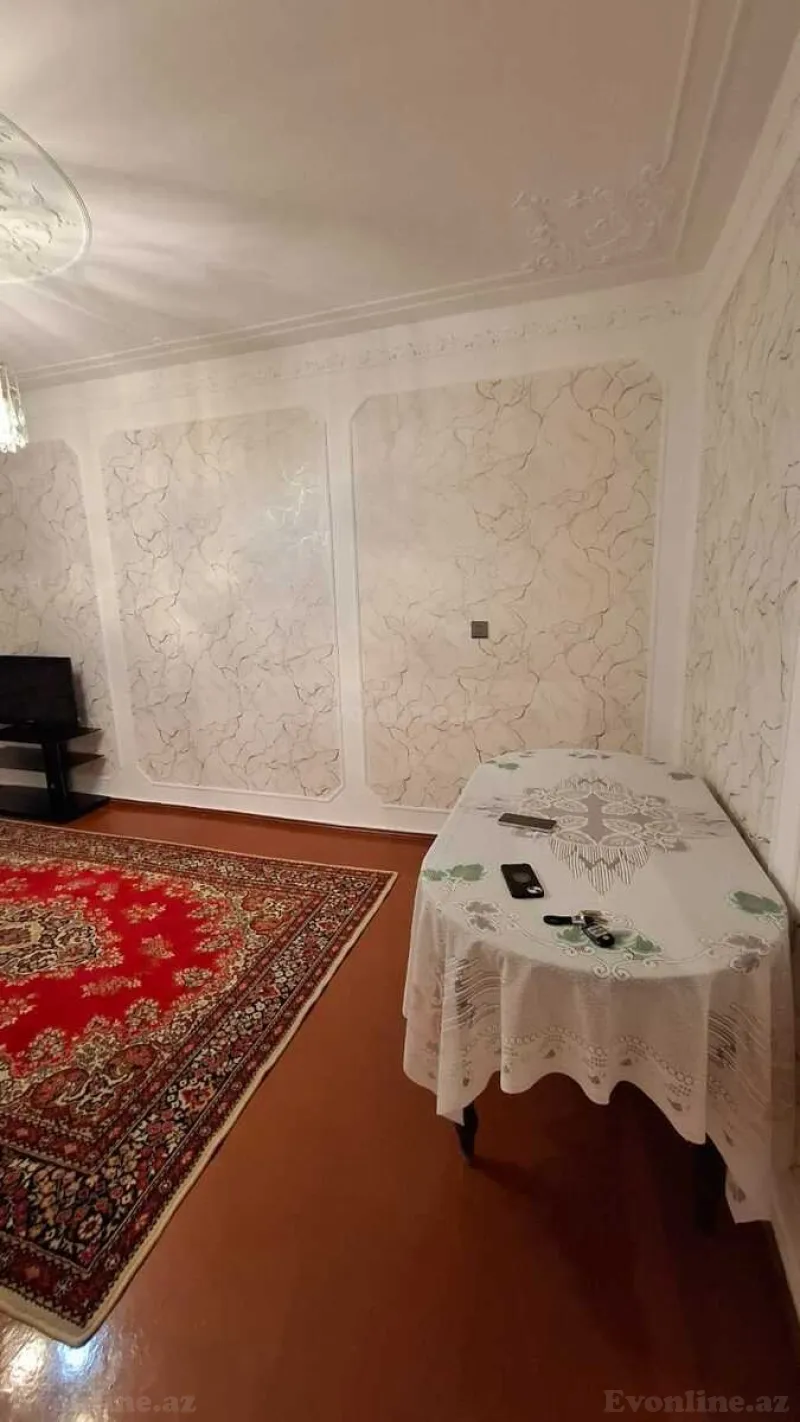 Kirayə verilir 3 otaqlı Mənzil Köhnə tikili 100 m² Əhmədli