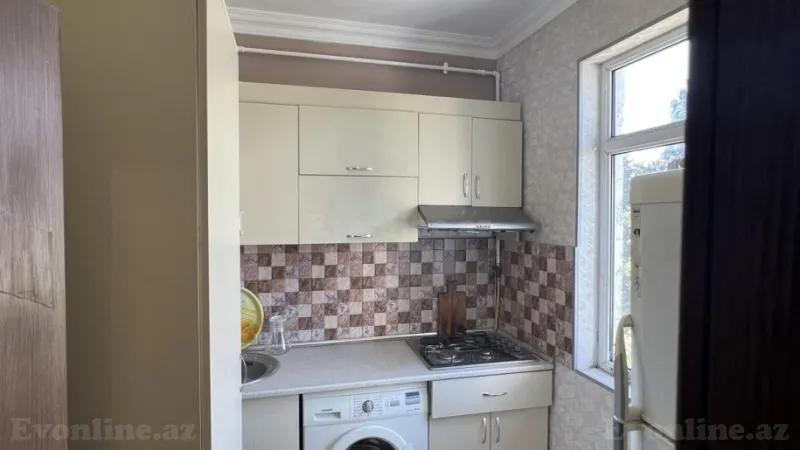 Satılır 2 otaqlı Mənzil Köhnə tikili 50 m² 3-cü mikrorayon - şəkil 5