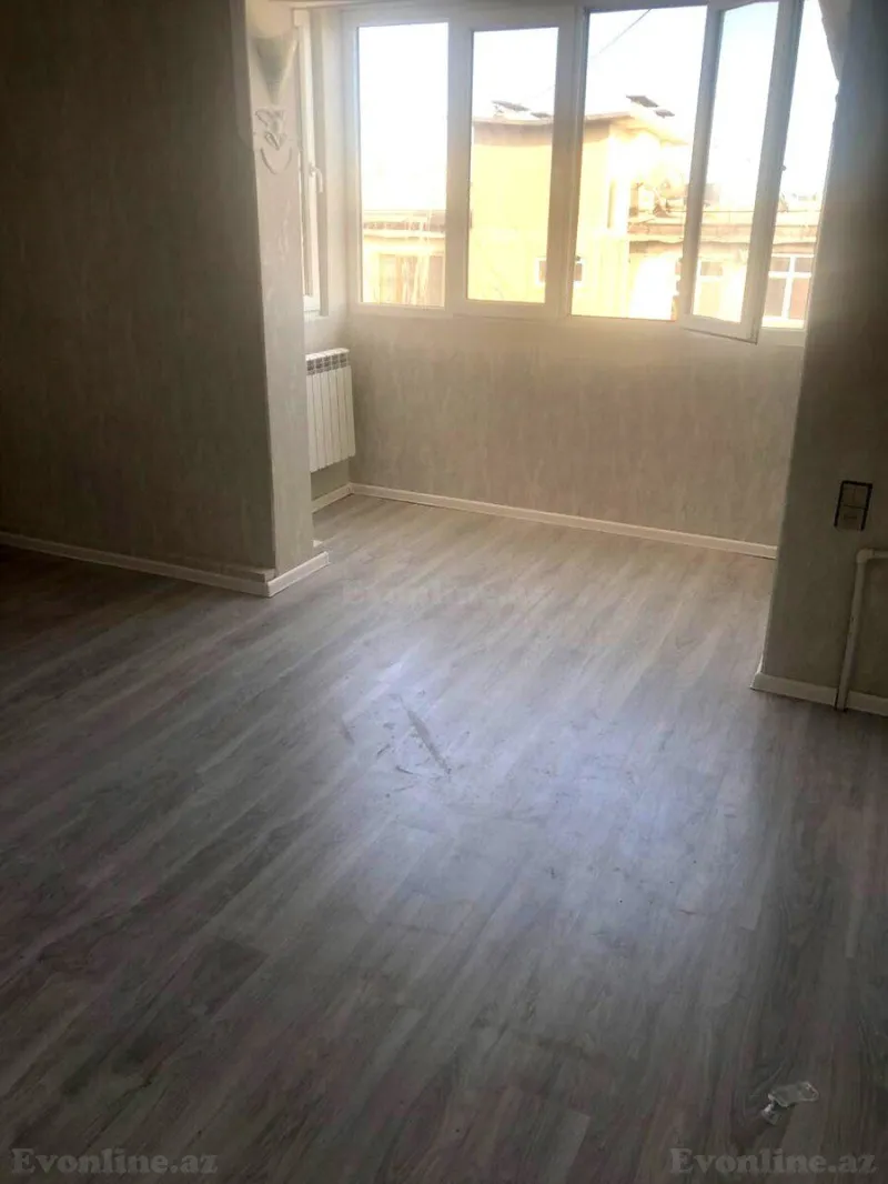 Satılır 2 otaqlı Mənzil Köhnə tikili 48 m² Binəqədi r.