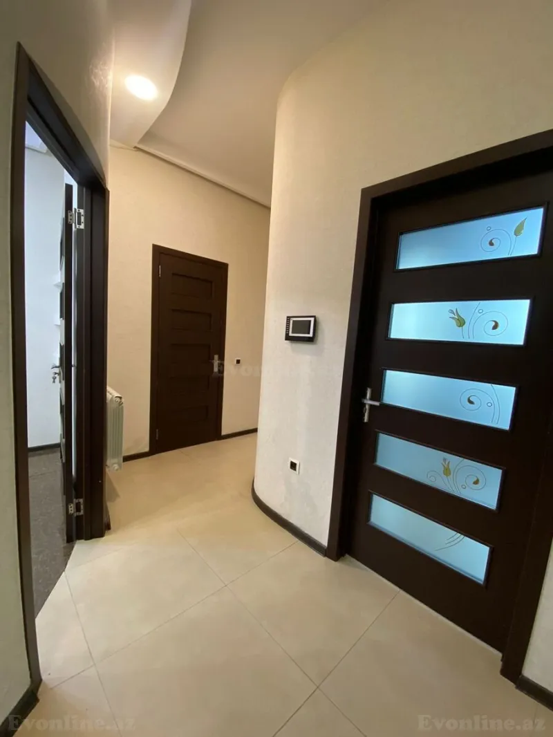 Kirayə verilir 3 otaqlı Mənzil Yeni tikili 105 m² Nərimanov r. - şəkil 8