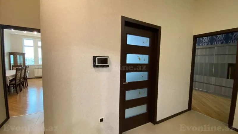 Kirayə verilir 3 otaqlı Mənzil Yeni tikili 105 m² Nərimanov r. - şəkil 9