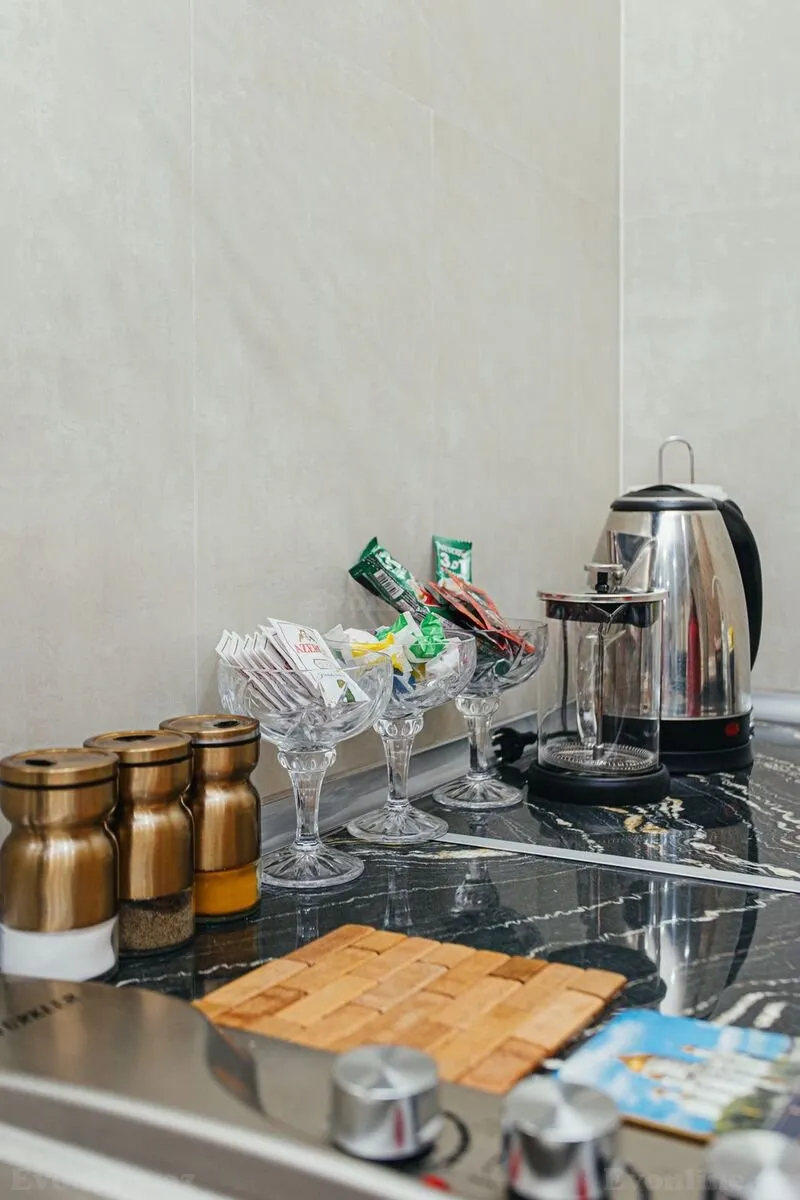 Kirayə verilir 3 otaqlı Mənzil Yeni tikili 170 m² Nizami m. - şəkil 8
