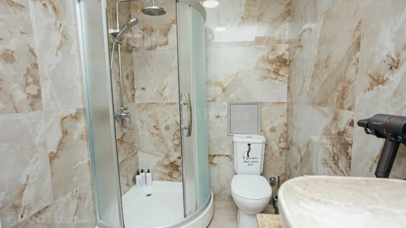 Kirayə verilir 3 otaqlı Mənzil Yeni tikili 170 m² Nizami m. - şəkil 22
