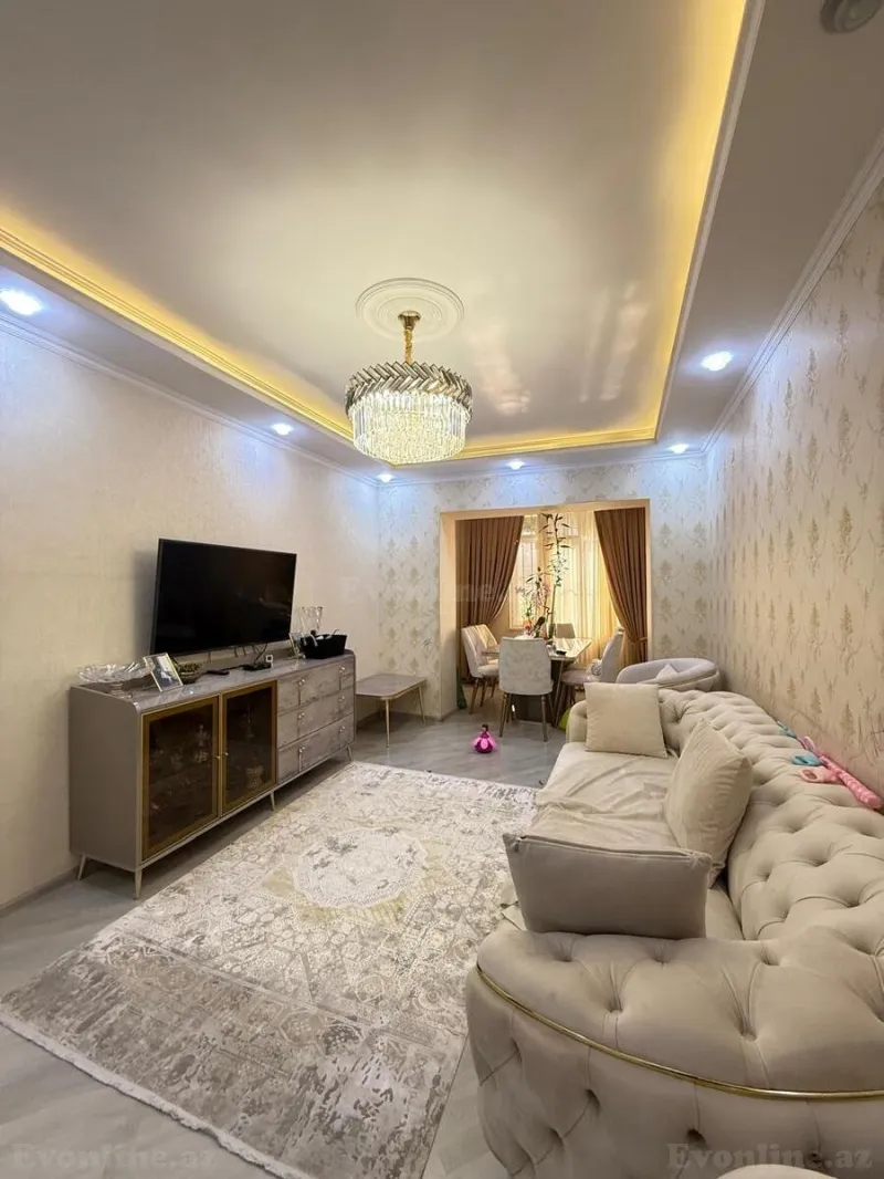 Satılır 4 otaqlı Mənzil Köhnə tikili 110 m² Yeni Yasamal - şəkil 2