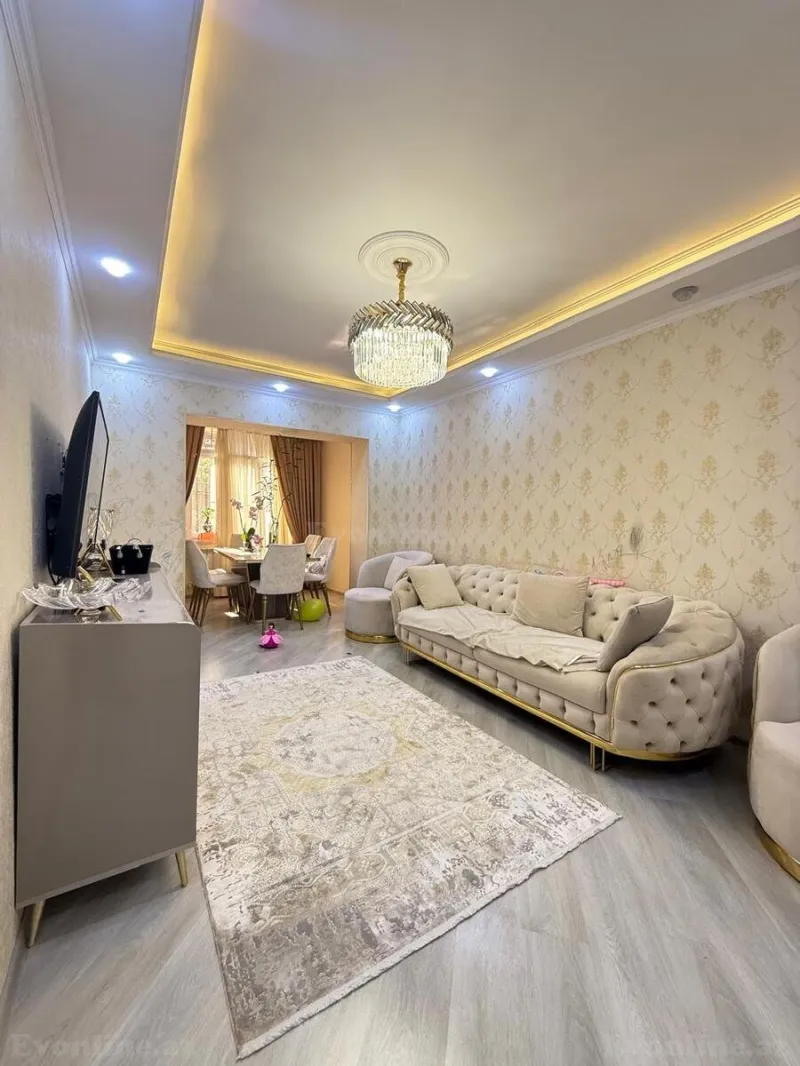 Satılır 4 otaqlı Mənzil Köhnə tikili 110 m² Yeni Yasamal - şəkil 3