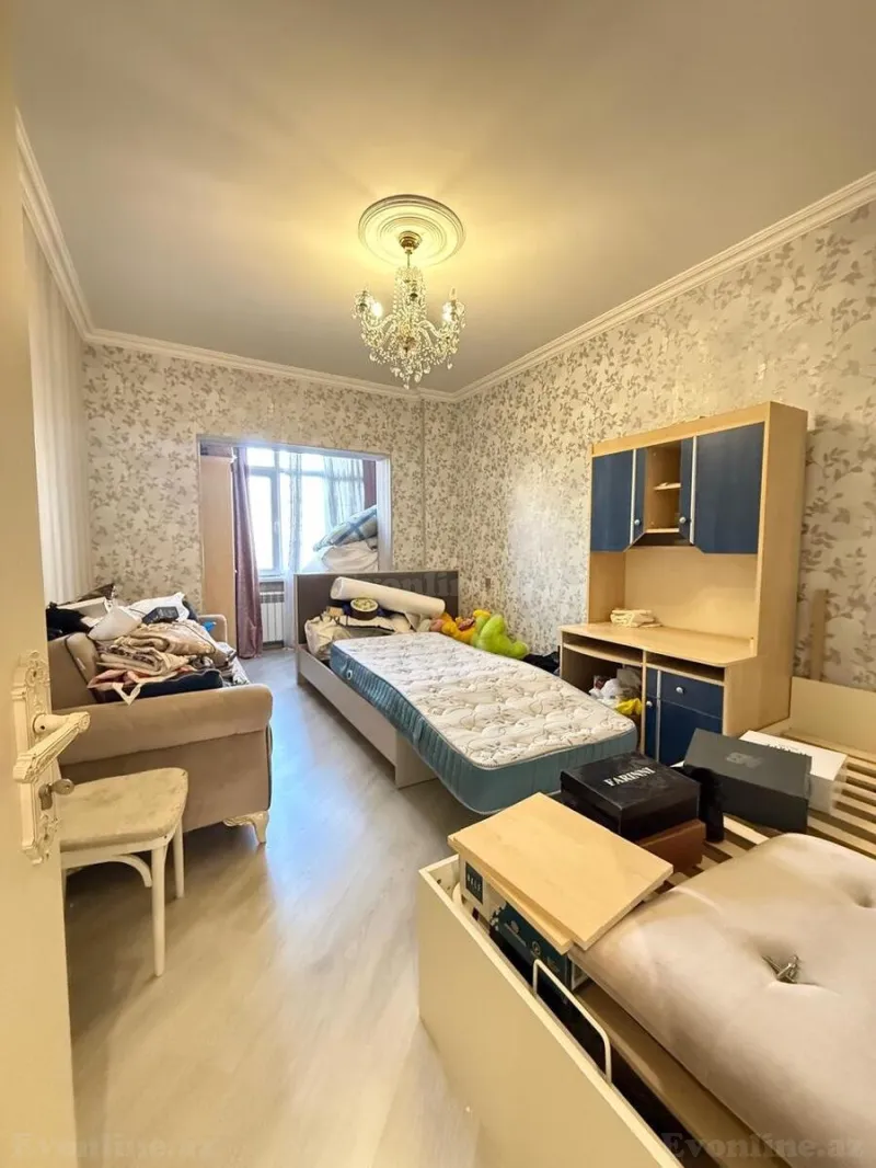Satılır 4 otaqlı Mənzil Köhnə tikili 110 m² Yeni Yasamal - şəkil 8