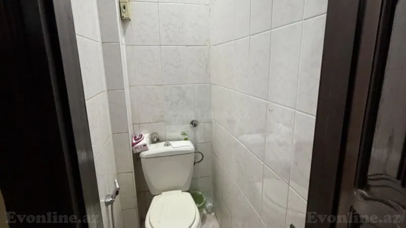 Satılır 3 otaqlı Mənzil Köhnə tikili 75 m² Xalqlar Dostluğu m. - şəkil 5