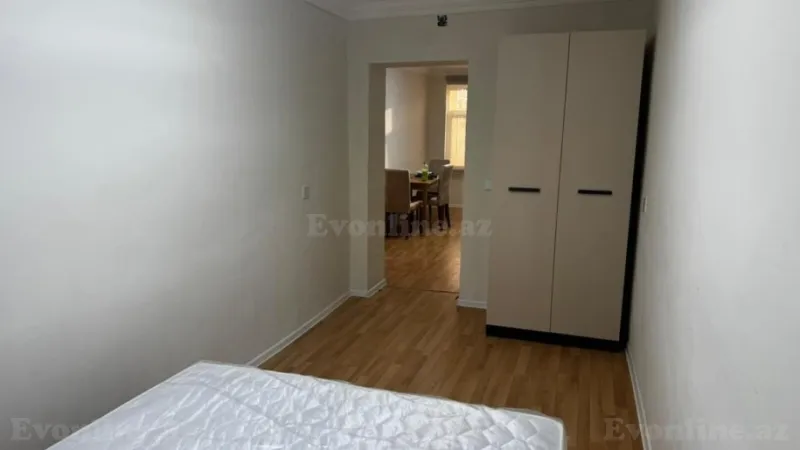 Kirayə verilir 2 otaqlı Mənzil Köhnə tikili 55 m² Xətai m. - şəkil 27